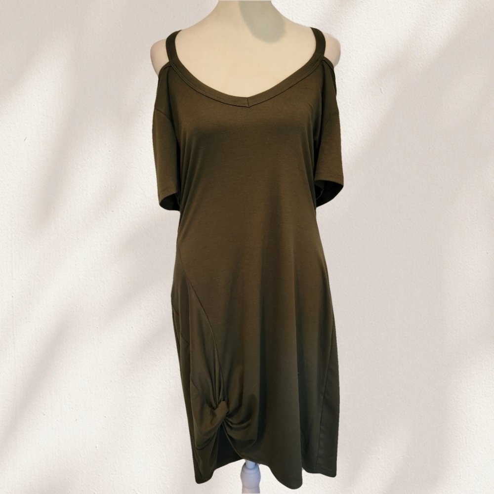 Berryou Cold Shoulder Army Green T-shirt Midi Dress with Ruched Hem Size L - Picture 2 of 12